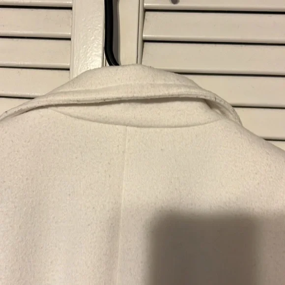 Zara Woman long White Jacket Size Small 41” Inches long